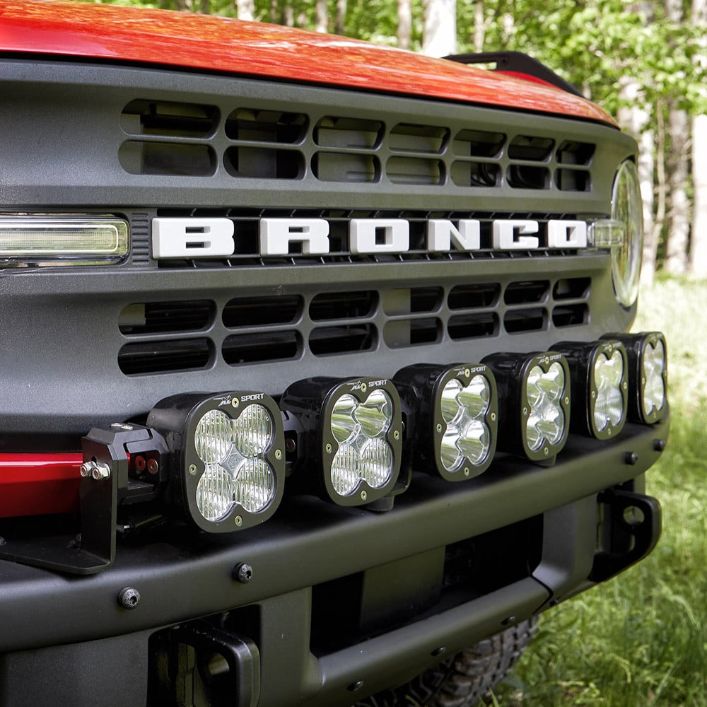 Baja Designs: 6 XL Linkable listwa LED Ford Bronco - zestaw do zderzaka stalowego (wiązka z przełącznikiem)