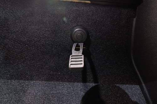 AEV: uchwyt lewarka Jeep Wrangler JL