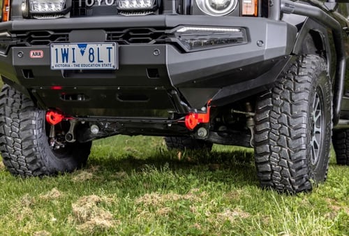 ARB: Punkt mocowania do wyciągania, nośność 8 ton (wg standardu ARB), czerwony, prawa strona – Toyota LC250