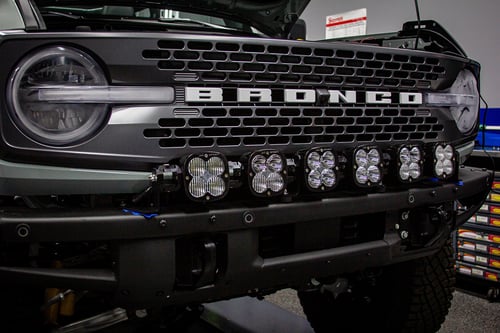 Baja Designs: 6 XL Linkable listwa LED Ford Bronco – zestaw do zderzaka z tworzywa (sterowanie z fabrycznej wiązki)