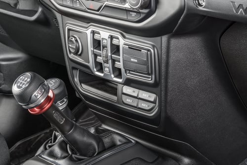 Mopar: Jeep Wrangler AUX Panel extra buttons