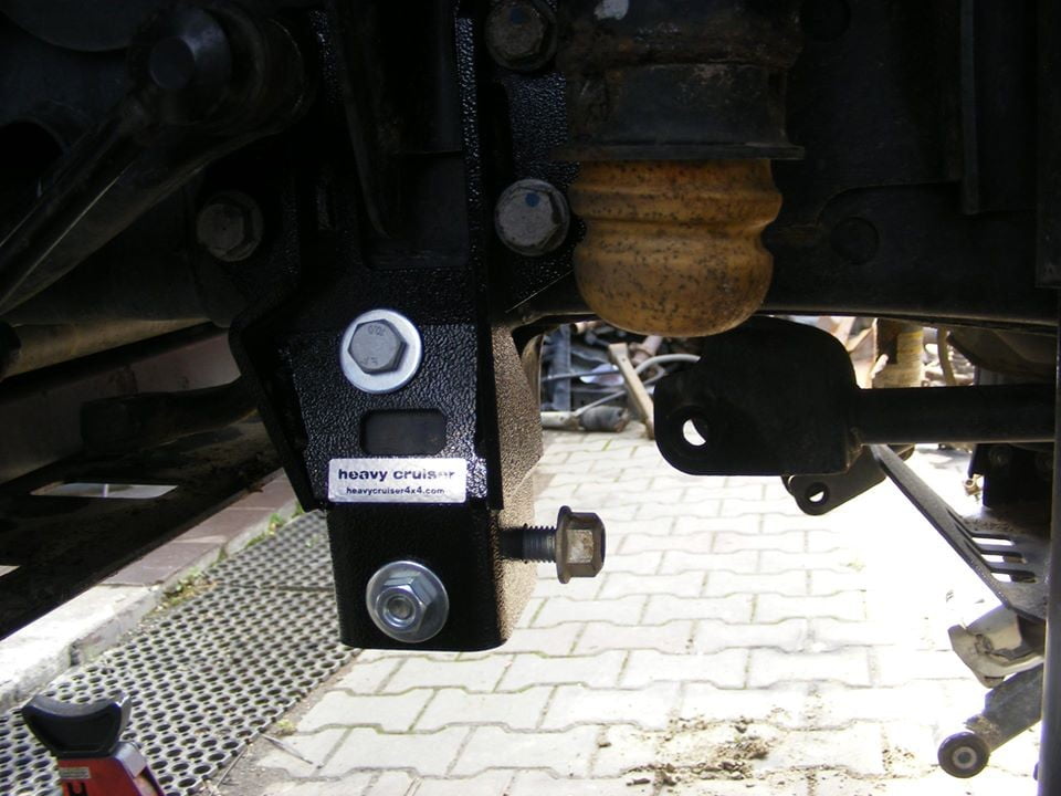 Heavy Cruiser: Wzmocnienie mocowania drążka panharda do ramy Jeep Wrangler JK 2007-2018